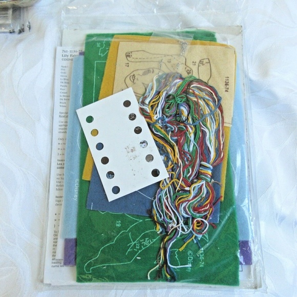 LILY Janlynn Christmas Stocking Kit Disney Fairies 18" Felt Applique 2007 New - Picture 3 of 3